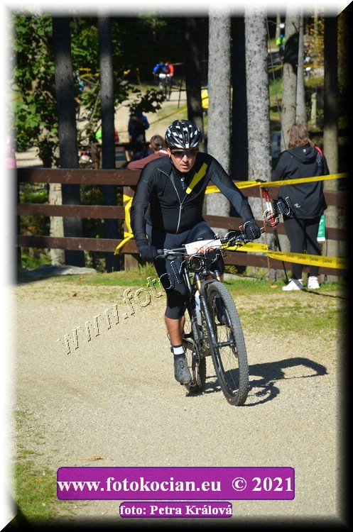 Náhled obrázku: 2021-11182-CTAuthor-2805.JPG