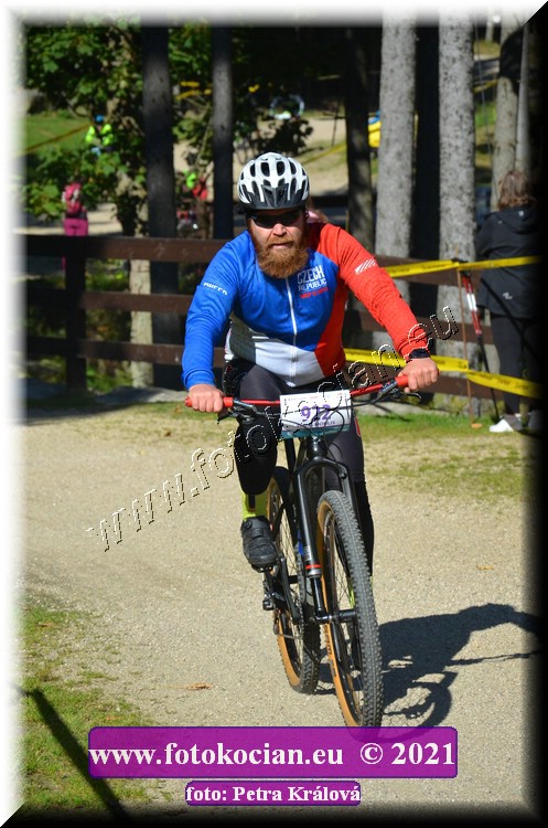 Náhled obrázku: 2021-11187-CTAuthor-922.JPG