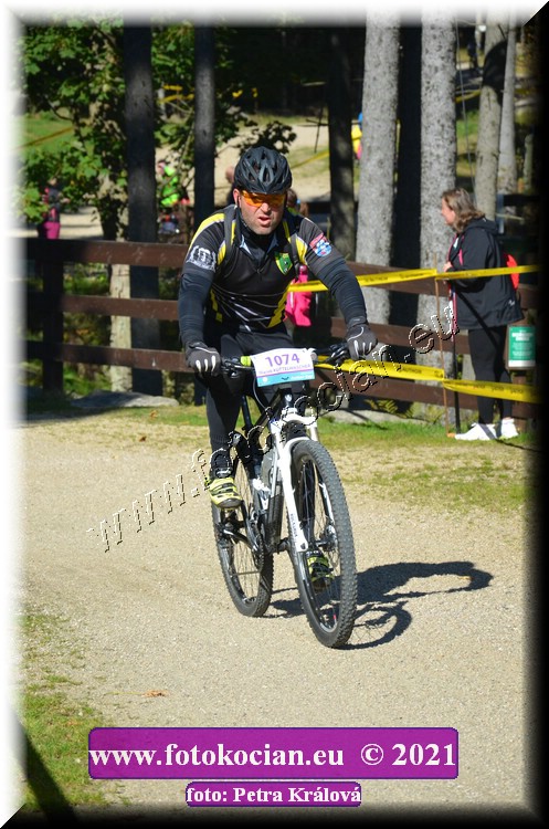 Náhled obrázku: 2021-11198-CTAuthor-1074.JPG