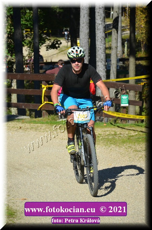 Náhled obrázku: 2021-11206-CTAuthor-2001.JPG