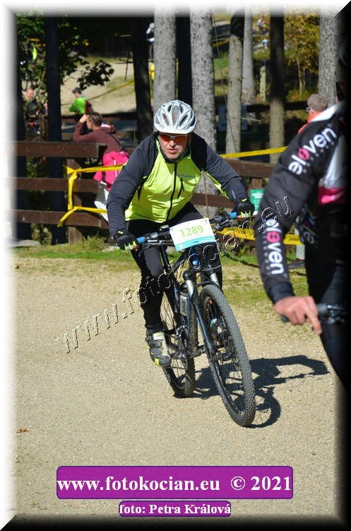 Náhled obrázku: 2021-11228-CTAuthor-1289.JPG