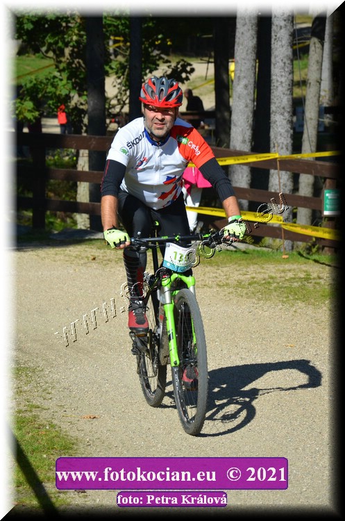 Náhled obrázku: 2021-11235-CTAuthor-1306.JPG