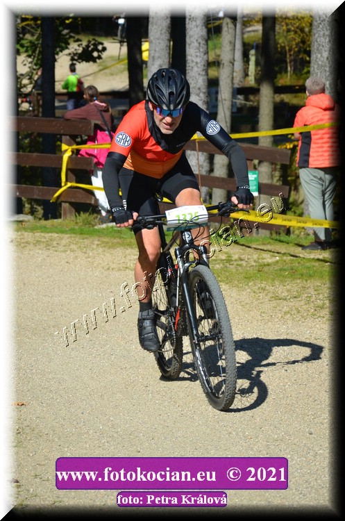 Náhled obrázku: 2021-11239-CTAuthor-1325.JPG