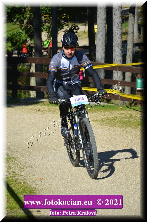 Náhled obrázku: 2021-11256-CTAuthor-1066.JPG