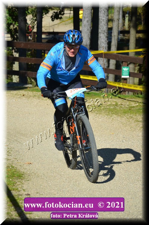 Náhled obrázku: 2021-11274-CTAuthor-2504.JPG