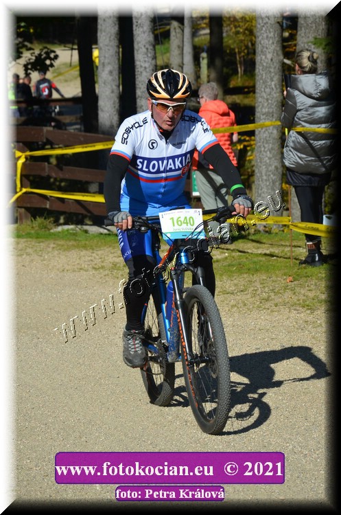 Náhled obrázku: 2021-11284-CTAuthor-1640.JPG