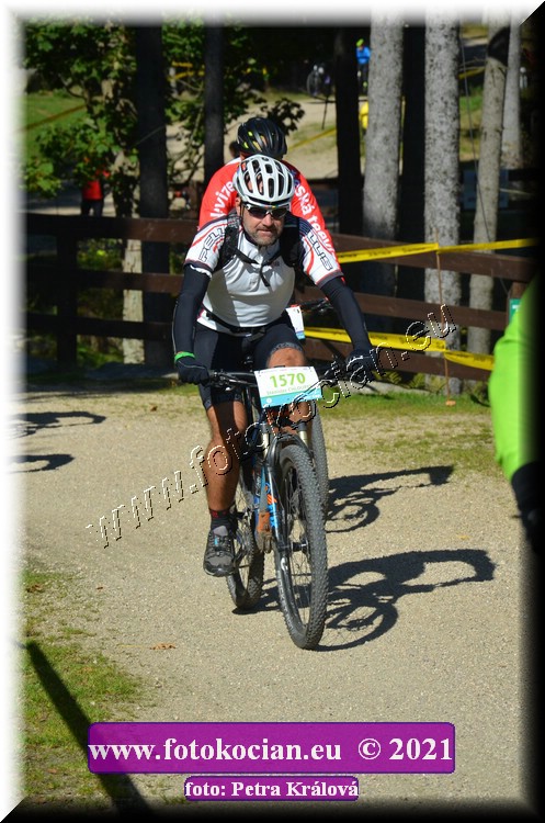 Náhled obrázku: 2021-11305-CTAuthor-1570.JPG