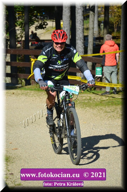 Náhled obrázku: 2021-11308-CTAuthor-1302.JPG