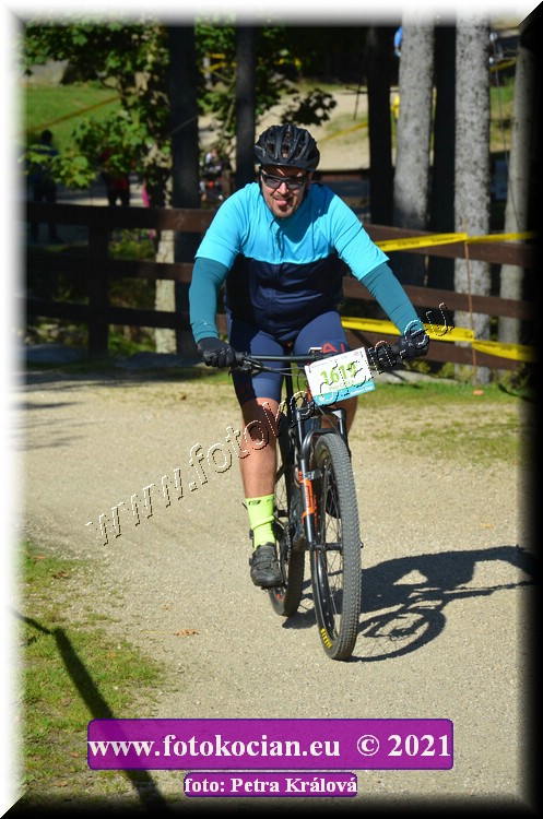 Náhled obrázku: 2021-11315-CTAuthor-1619.JPG