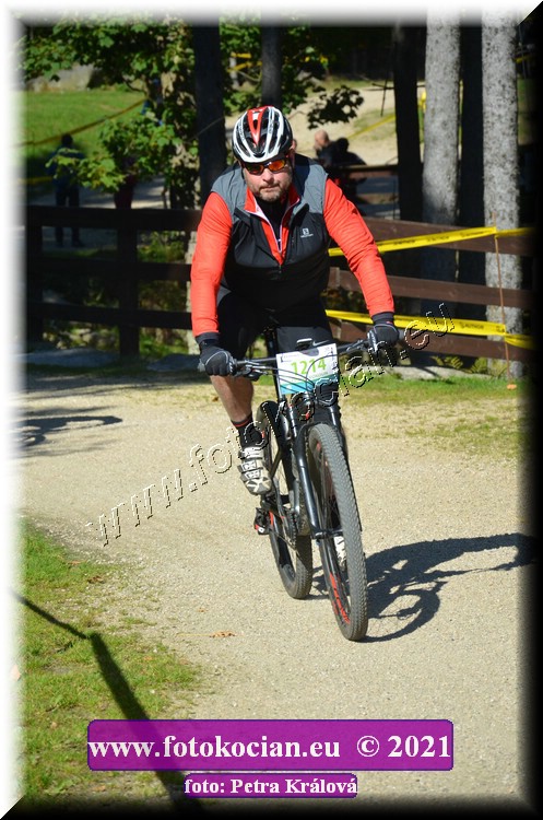 Náhled obrázku: 2021-11319-CTAuthor-1214.JPG