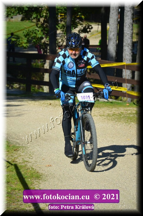 Náhled obrázku: 2021-11329-CTAuthor-1019.JPG