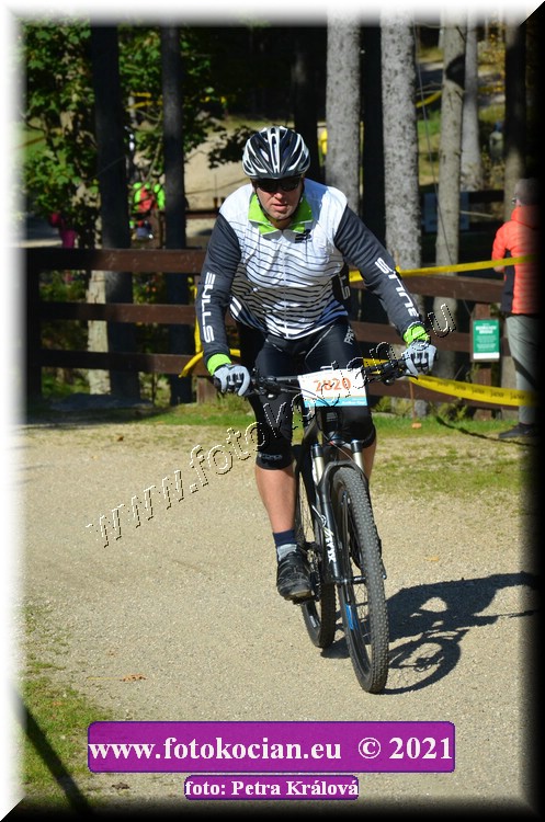 Náhled obrázku: 2021-11337-CTAuthor-2820.JPG