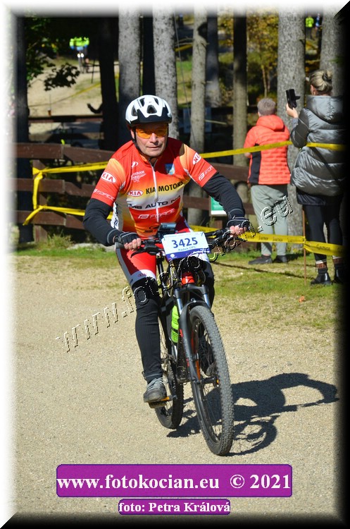 Náhled obrázku: 2021-11368-CTAuthor-3425.JPG