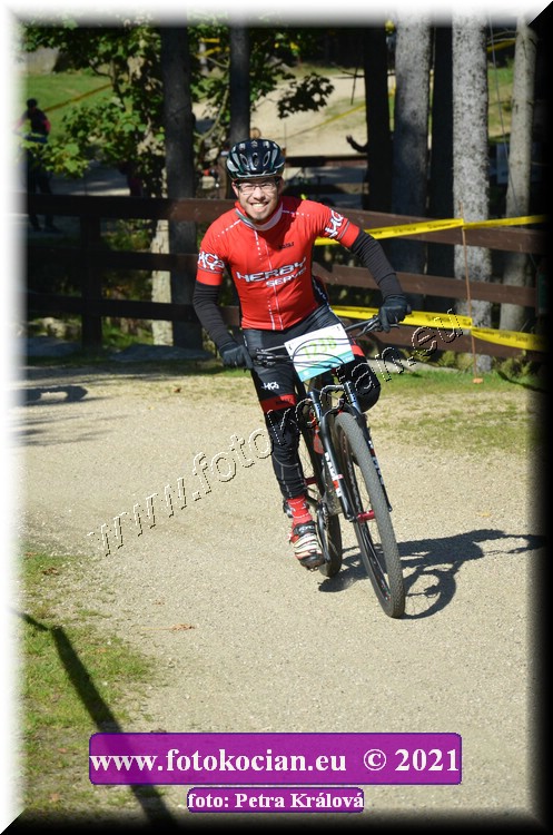 Náhled obrázku: 2021-11373-CTAuthor-1238.JPG