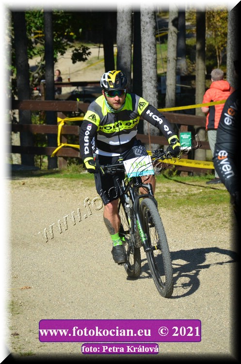 Náhled obrázku: 2021-11380-CTAuthor-1394.JPG