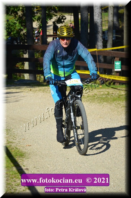 Náhled obrázku: 2021-11441-CTAuthor-2118.JPG