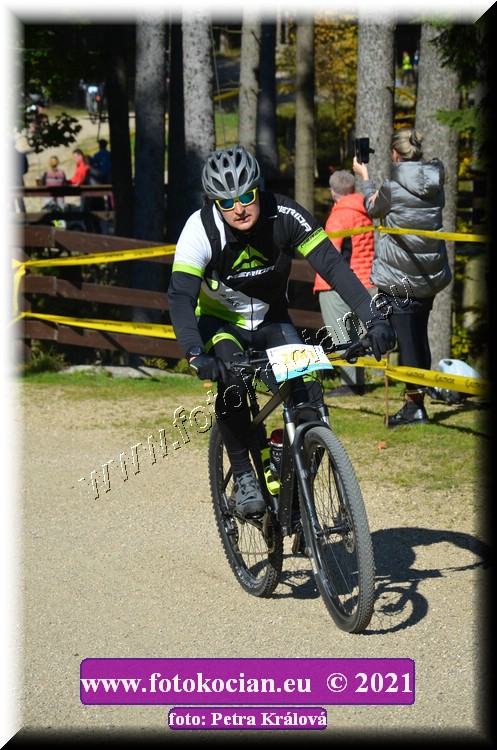 Náhled obrázku: 2021-11448-CTAuthor-2081.JPG