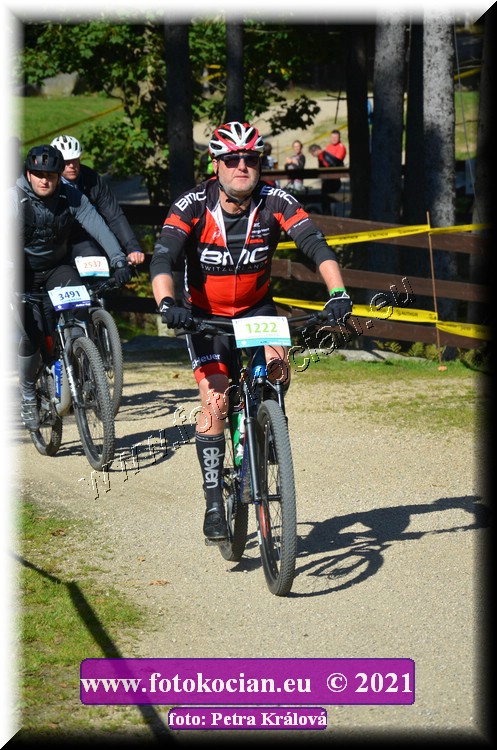 Náhled obrázku: 2021-11451-CTAuthor-1222.JPG