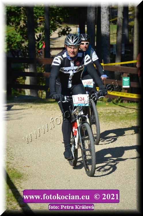 Náhled obrázku: 2021-11467-CTAuthor-124.JPG