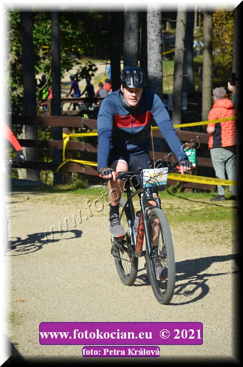 Náhled obrázku: 2021-11468-CTAuthor-1870.JPG