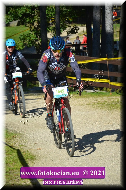 Náhled obrázku: 2021-11482-CTAuthor-1645.JPG