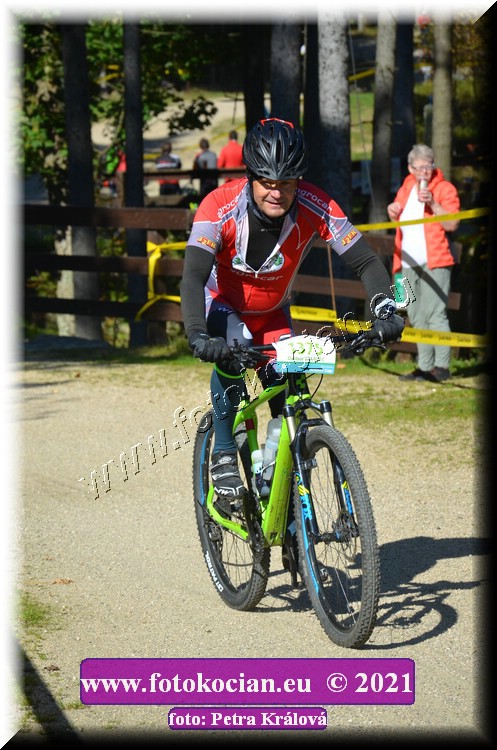 Náhled obrázku: 2021-11488-CTAuthor-1375.JPG