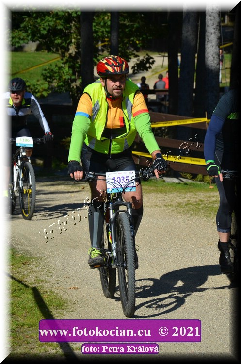 Náhled obrázku: 2021-11498-CTAuthor-1035.JPG