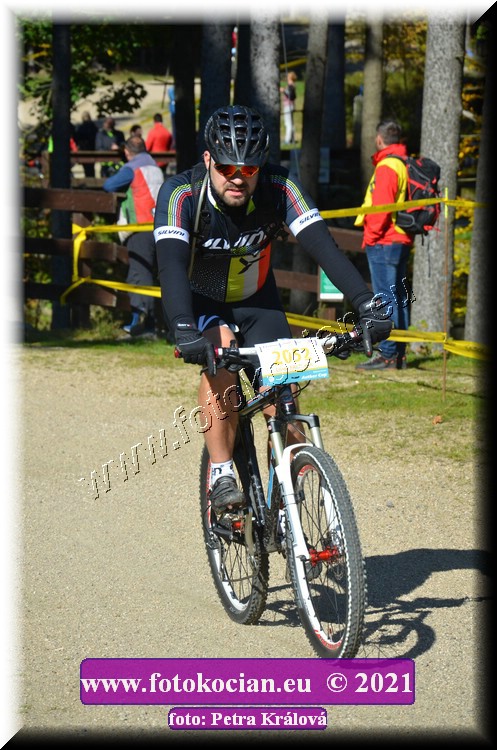 Náhled obrázku: 2021-11523-CTAuthor-2052.JPG