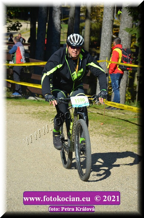 Náhled obrázku: 2021-11528-CTAuthor-1590.JPG