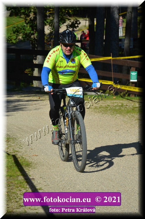 Náhled obrázku: 2021-11541-CTAuthor-1889.JPG