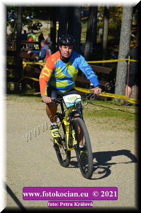 Náhled obrázku: 2021-11552-CTAuthor-1699.JPG