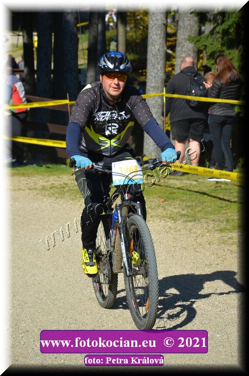 Náhled obrázku: 2021-11556-CTAuthor-1968.JPG