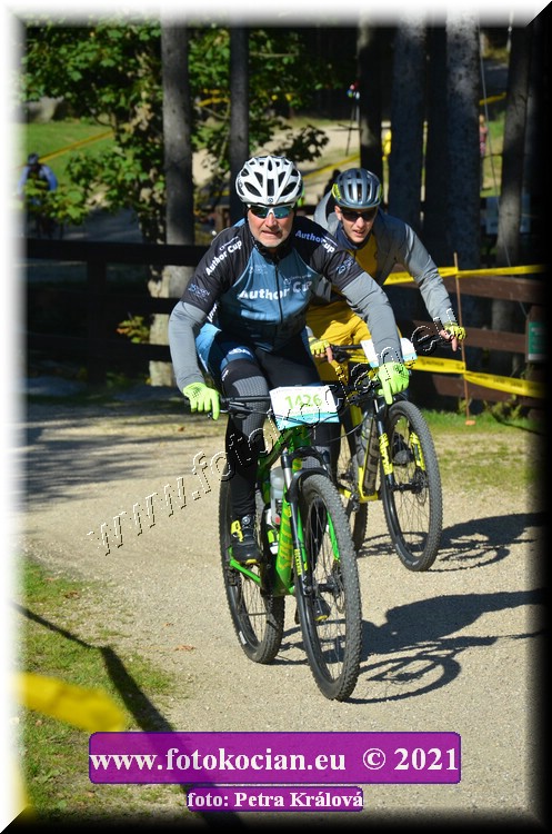 Náhled obrázku: 2021-11558-CTAuthor-1426.JPG