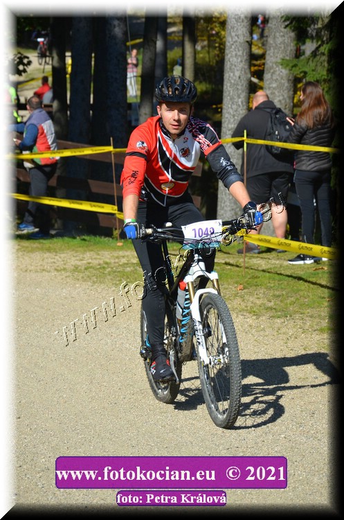 Náhled obrázku: 2021-11568-CTAuthor-1049.JPG