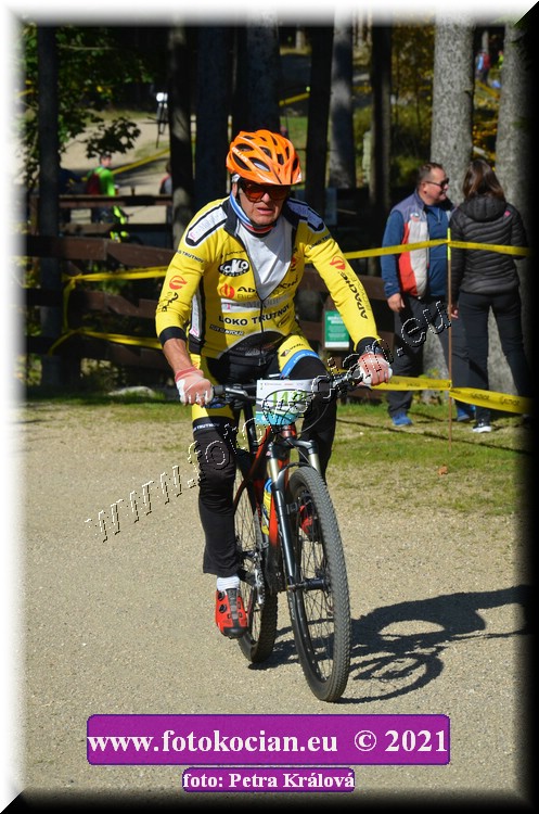 Náhled obrázku: 2021-11613-CTAuthor-1430.JPG