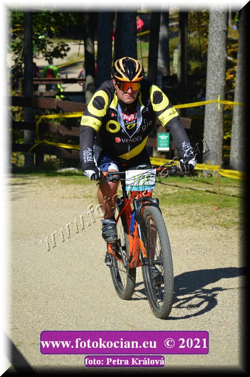 Náhled obrázku: 2021-11624-CTAuthor-1739.JPG