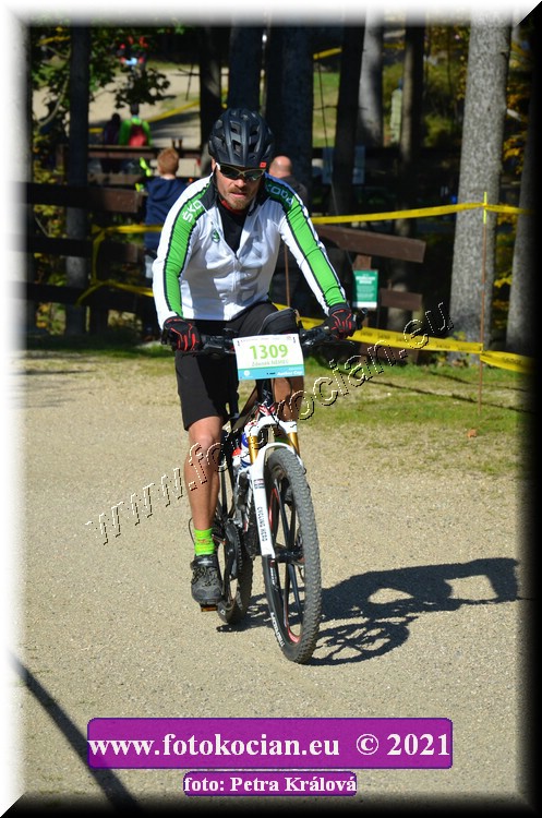 Náhled obrázku: 2021-11634-CTAuthor-1309.JPG