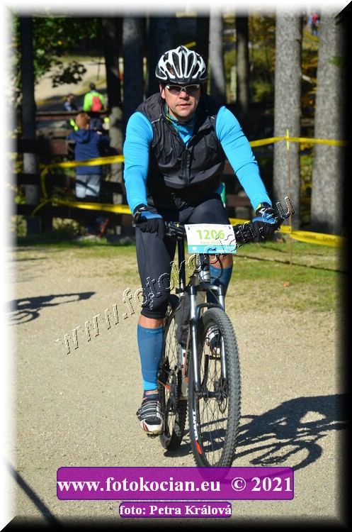 Náhled obrázku: 2021-11658-CTAuthor-1206.JPG