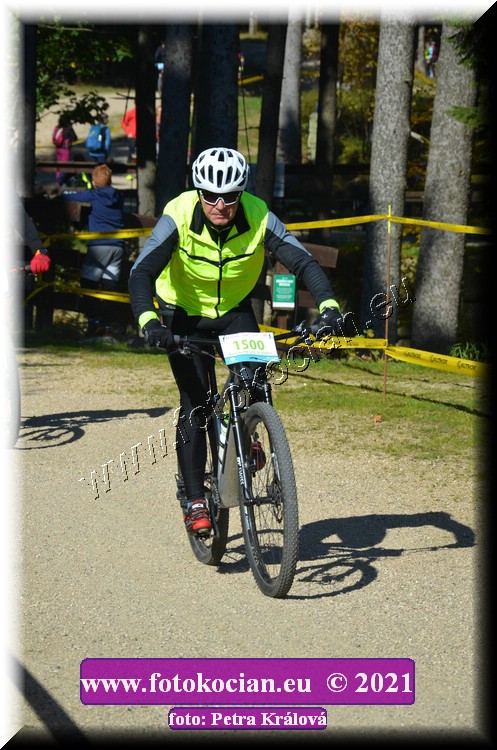 Náhled obrázku: 2021-11693-CTAuthor-1500.JPG