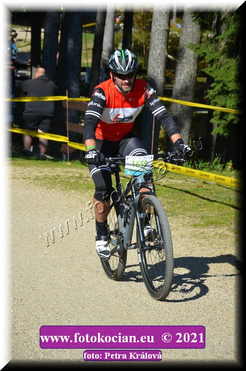 Náhled obrázku: 2021-11722-CTAuthor-1659.JPG