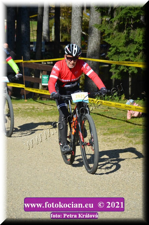 Náhled obrázku: 2021-11727-CTAuthor-2025.JPG