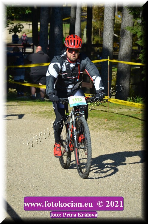 Náhled obrázku: 2021-11731-CTAuthor-1552.JPG