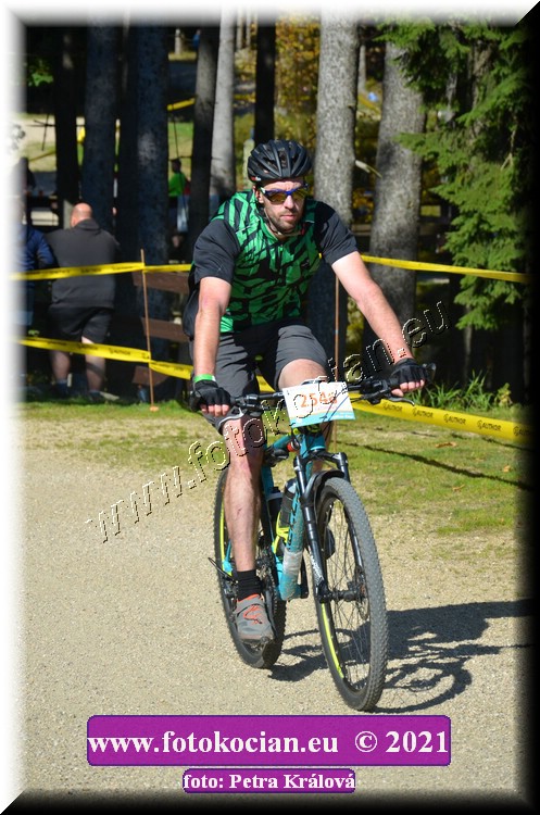 Náhled obrázku: 2021-11734-CTAuthor-2546.JPG