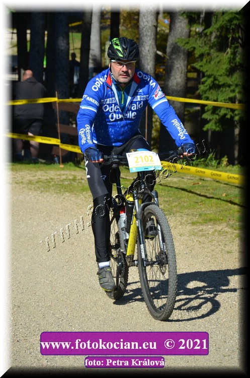 Náhled obrázku: 2021-11752-CTAuthor-2102.JPG