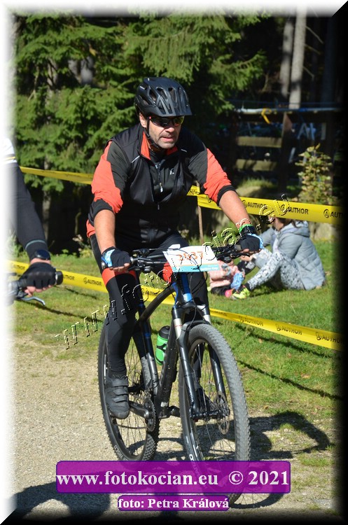 Náhled obrázku: 2021-11763-CTAuthor-2837.JPG