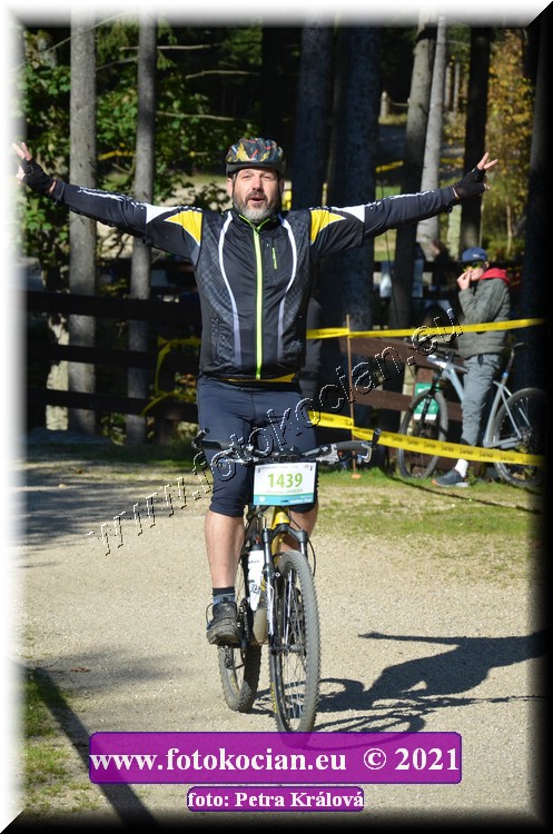 Náhled obrázku: 2021-11792-CTAuthor-1439.JPG