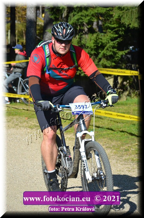 Náhled obrázku: 2021-11819-CTAuthor-3597.JPG