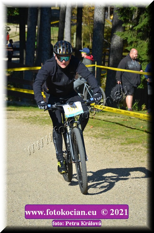 Náhled obrázku: 2021-11823-CTAuthor-1918.JPG