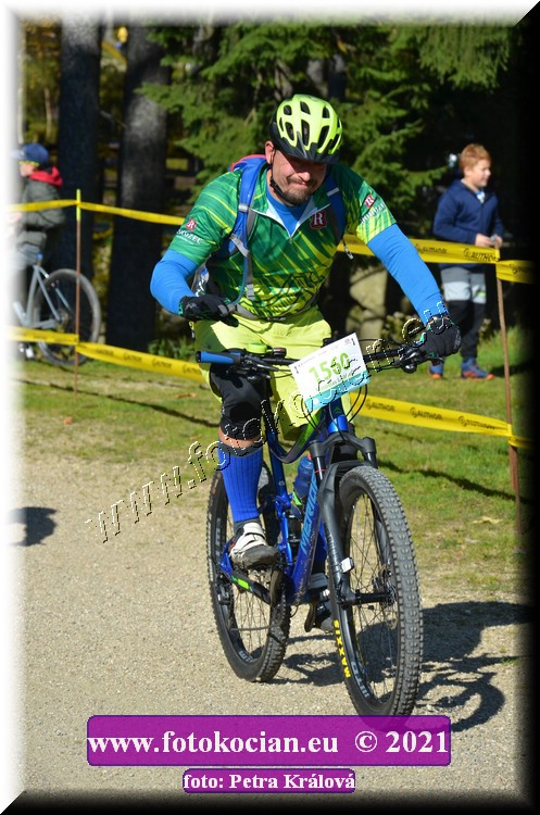 Náhled obrázku: 2021-11825-CTAuthor-1560.JPG