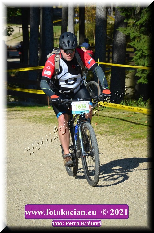 Náhled obrázku: 2021-11827-CTAuthor-1616.JPG